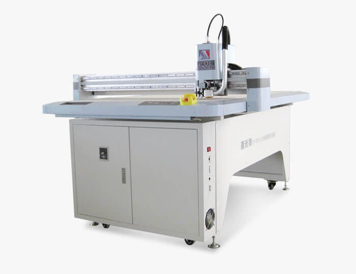 Máy làm rập cải tiến ,máy cắt mica ,máy cắt rập bàn